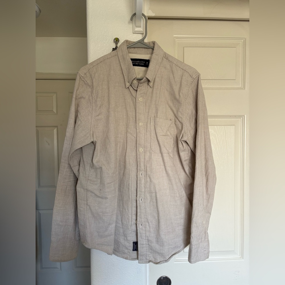 Abercrombie & Fitch Light Tan Casual Button-Down Shirt